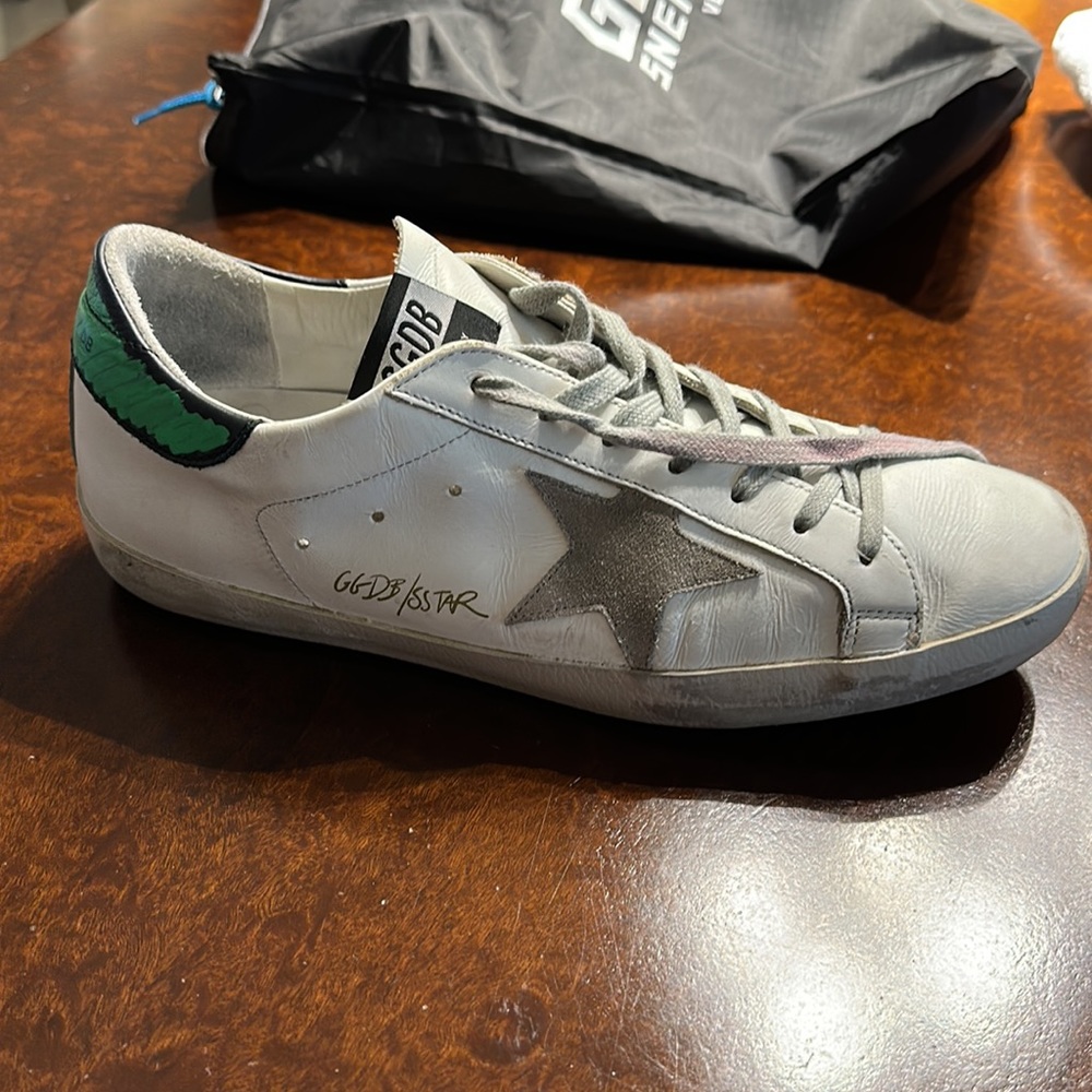Golden Goose Men Super-star size 42 special edition.